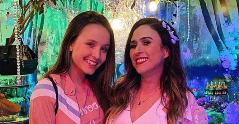 Larissa Manoela faz homenagem de aniversário para Tatá Werneck e declara: ”Minha musa”