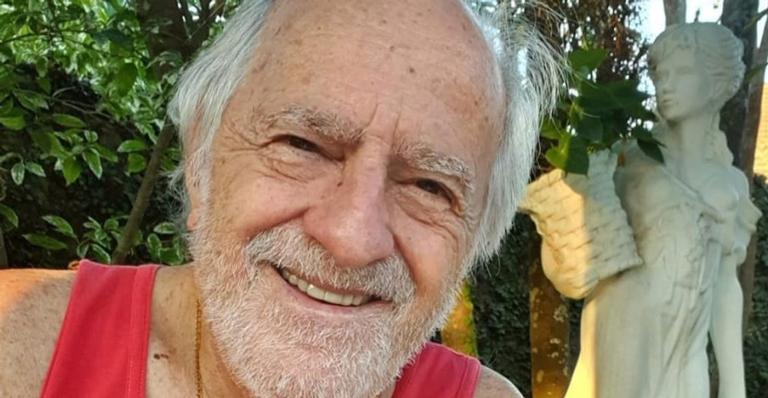 Ary Fontoura encanta demais ao surgir relembrando personagem icônico: ”Meu favorito!”