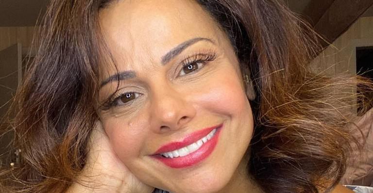 Viviane Araújo relembra clique da época da Escolinha do Professor Raimundo: ”Quanta saudade”