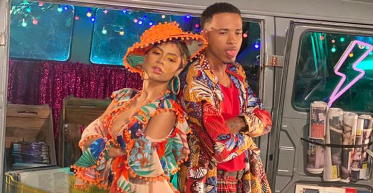 Lexa grava videoclipe com Rennan da Penha: ”Momento não é fácil”