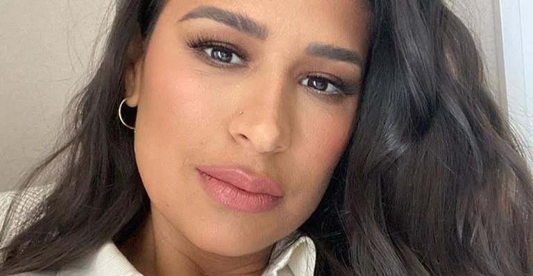 Grávida, Simone posta lindas selfies e recebe elogios: ”Perfeita”