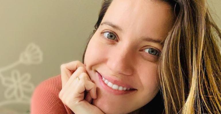 Com 20 semanas, Nathalia Dill celebra o Dia da Gestante exibindo barriga: ”Já estou na metade”