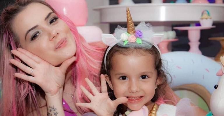 Marcela Mc Gowan celebra aniversário da sobrinha: ”O parto mais emocionante da minha vida”