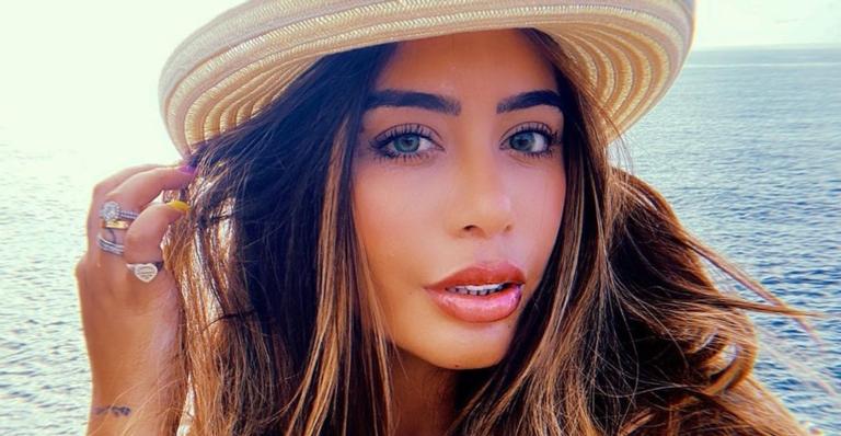 Luxo! Em Portugal, Rafaella Santos exibe look lindo e aposta em bolsa grifada de R$3,3 mil