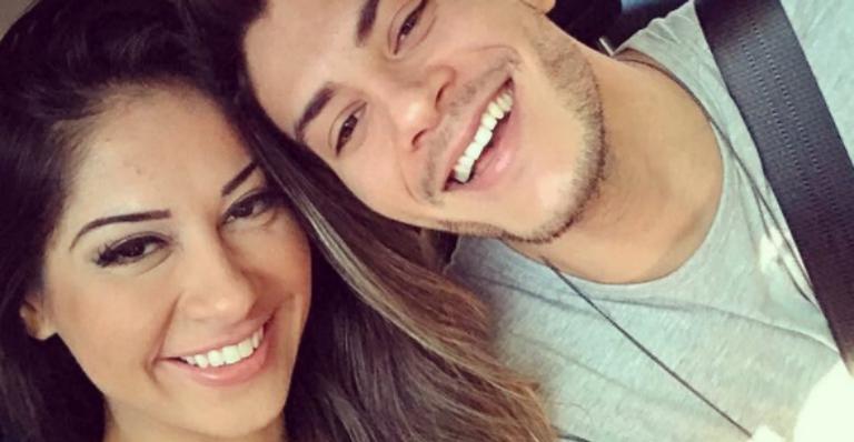 Arthur Aguiar diz que irá morar próximo de Mayra Cardi: ”Bandeira branca”