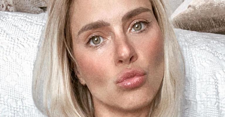 Carolina Dieckmann celebra Dia da Fotografia: ”Sejamos todos um pouco fotógrafos”