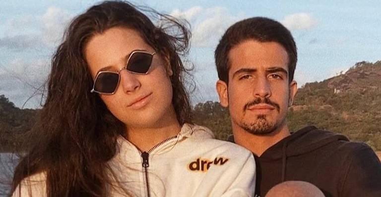 Enzo Celulari posta foto com a irmã e faz declaração: ”Melhor companhia”
