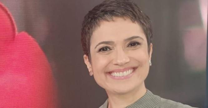 Sandra Annenberg surge com blusa tricotada por ela mesma e encanta web: ”Eu adorei”