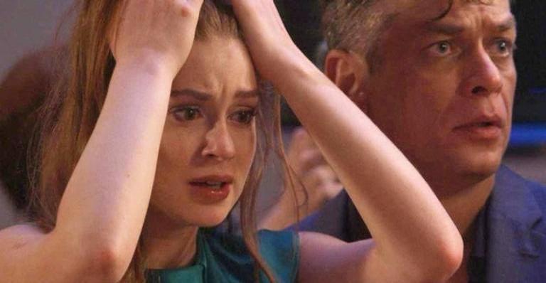 Arthur pega Eliza na cama com outro homem em ‘Totalmente Demais’