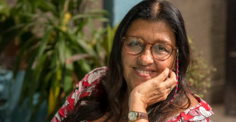 Regina Casé exibe confinamento para as gravações de ‘Amor de Mãe’