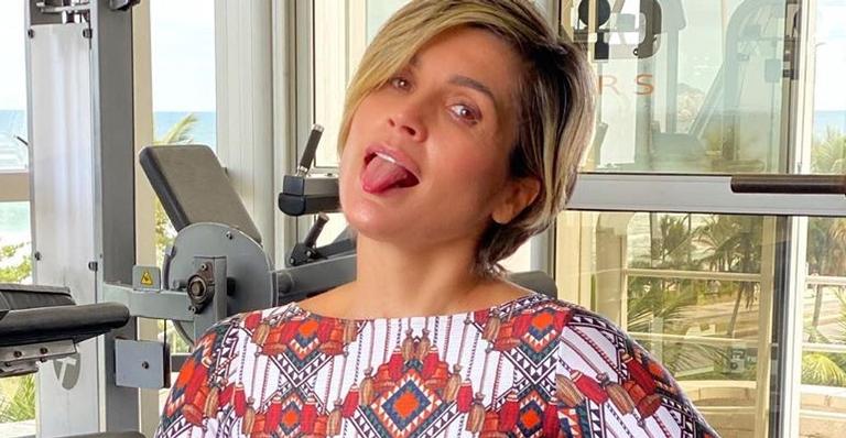 Flávia Alessandra tira sarro de crítica de seguidor sobre seu corpo: ”Sem nenhuma bunda”