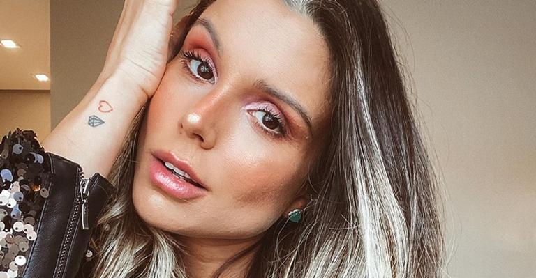 Grávida, Flávia Viana exibe barrigão de oito meses e recebe elogios: ”Você tá surreal”