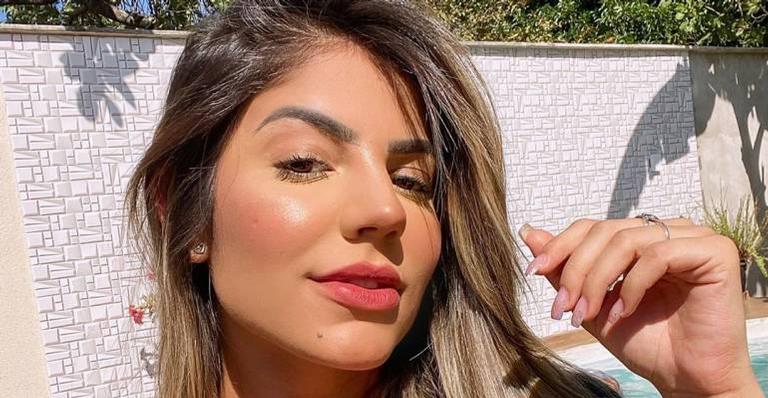 Hariany Almeida celebra marca de 9 milhões de seguidores nas redes sociais