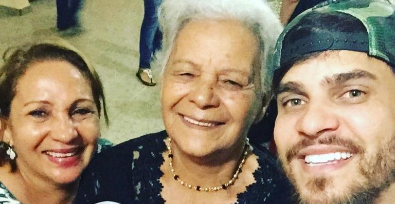 Mãe de Cauan tem piora um dia após cantor deixar hospital e aumenta comprometimento pulmonar