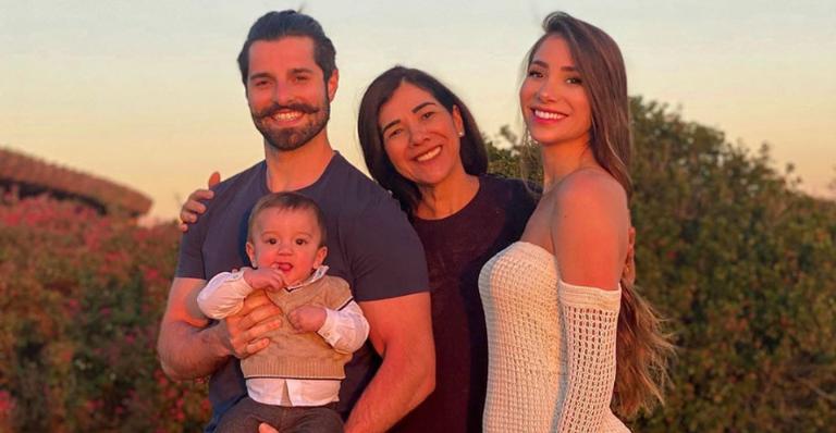 Romana Novais publica fotos com a família e se derrete: ”Final de tarde especial”