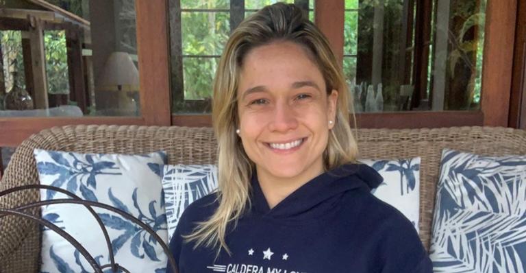 Fernanda Gentil brinca sobre a importância do café em seu cotidiano: ”Não falta de jeito nenhum”