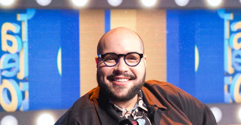 Tiago Abravanel rouba a cena no reality ‘Talentos’: ”Me deu um gelo”