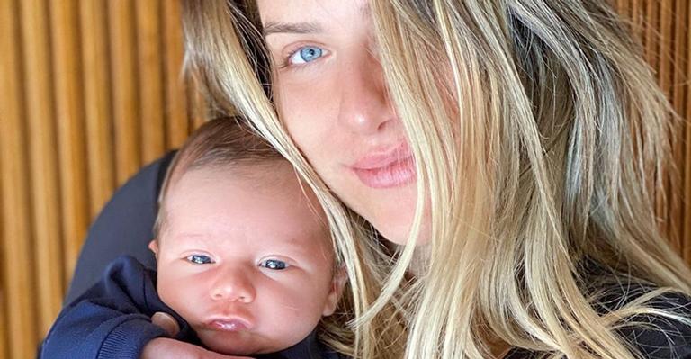Giovanna Ewbank registra clique fofo do filho, Zyan, e se derrete: ”Amor”