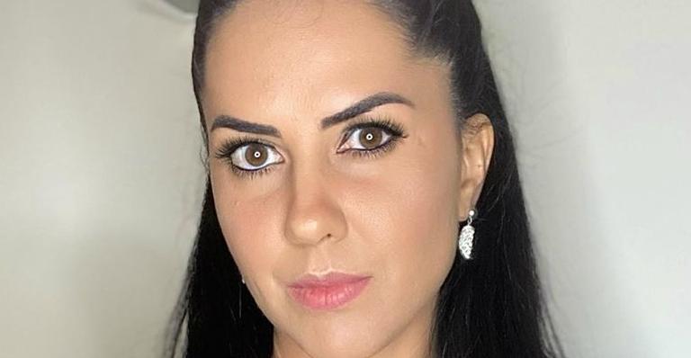 Graciele Lacerda sensualiza em vídeo de biquíni e corpaço deixa web babando: ”Fenomenal”