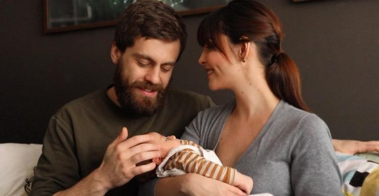 Titi Müller compartilha registro em família e encanta a web: ”Que foto mais linda”
