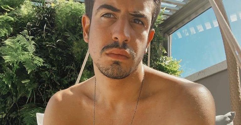 Enzo Celulari publica foto tirada por Sophia Raia e provoca a irmã na legenda