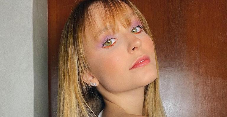 Larissa Manoela volta a encantar os fãs com fotos inéditas usando o look de ‘Legalmente Loira’
