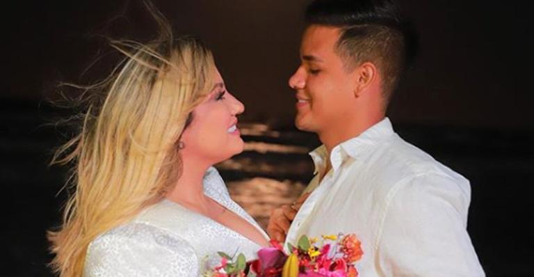 Thayse Teixeira se casa com Eduardo Veloso em Fortaleza