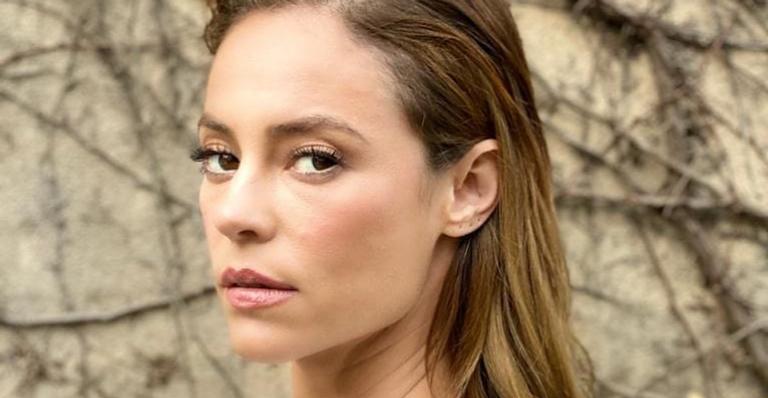 Paolla Oliveira compartilha lindo clique em suas redes sociais