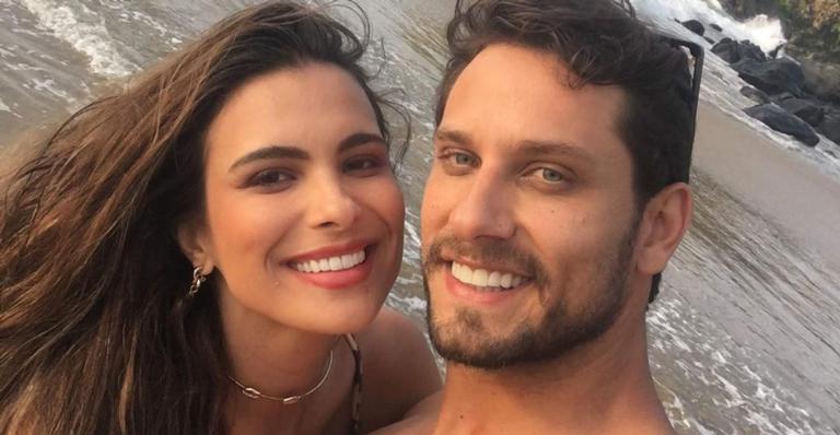 Completando 4 anos de casados, Kamilla Salgado se declara para o marido, Eliéser Ambrósio