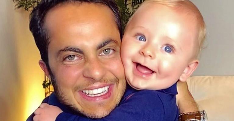 Thammy Miranda encanta ao posar com sua linda família