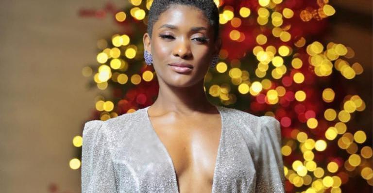 Com a barriga de fora, Erika Januza surge vestindo look estiloso e encanta web: ”Maravilhosa”