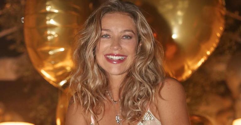 Luana Piovani compartilha registros de sua comemoração de aniversário: ”A vida que a gente leva”