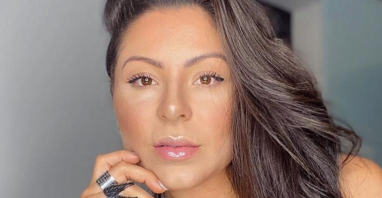 Andressa Ferreira posa de biquíni com Bento e impressiona com corpão escultural: ”Super magra!”