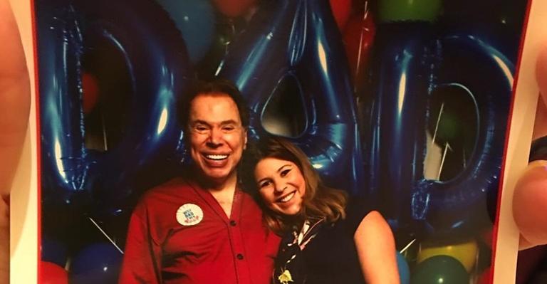 Daniela Beyruti posta montagem divertida de Silvio Santos e comemora futebol no SBT: ”O pai tá on”