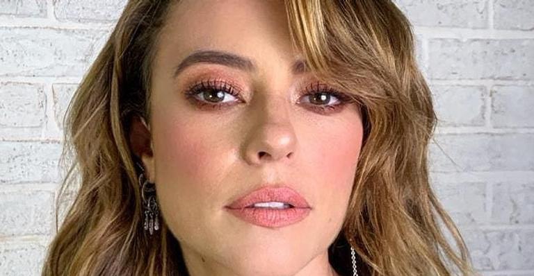 Paolla Oliveira relembra clique divertido ao lado de Isis Valverde e Marco Pigossi