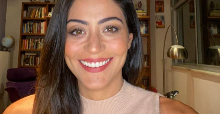 Carol Castro surge impecável em clique e arranca suspiros dos fãs: ”Linda”