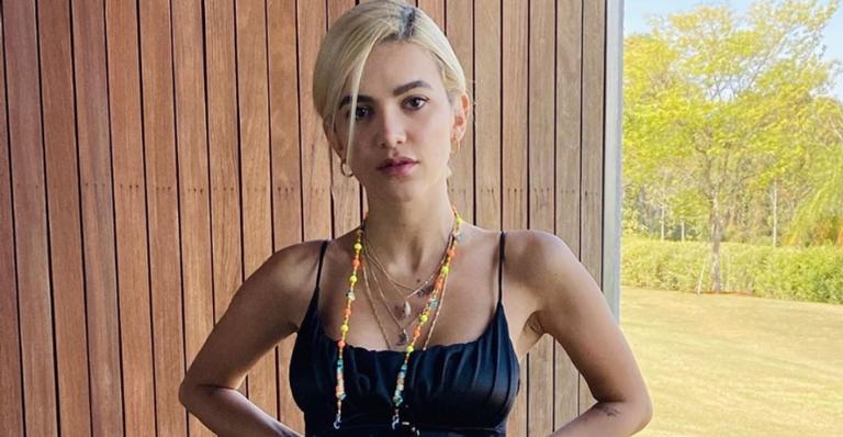 Manu Gavassi reflete sobre sua conexão com a natureza: ”Isso que eu quero pra minha vida”