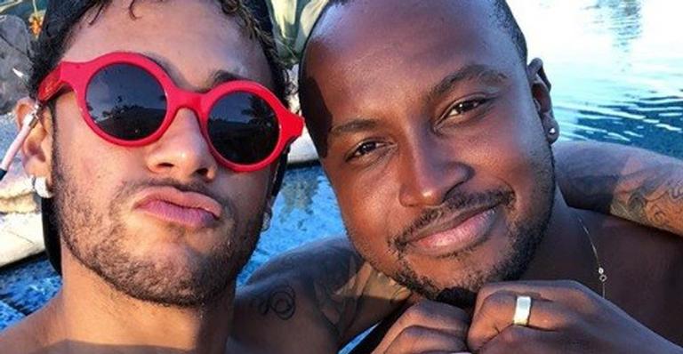 Thiaguinho sai em defesa de Neymar Jr. após polêmica: ”Você brilha”