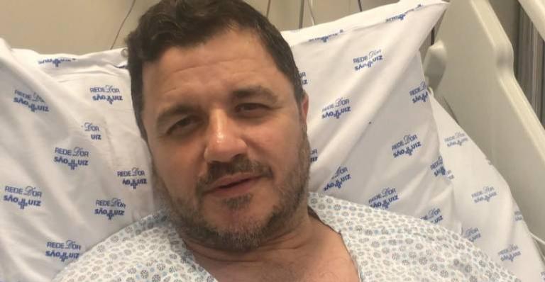 Após sofrer infarto, Maurício Manieri agradece orações: ”Bom demais estar vivo”