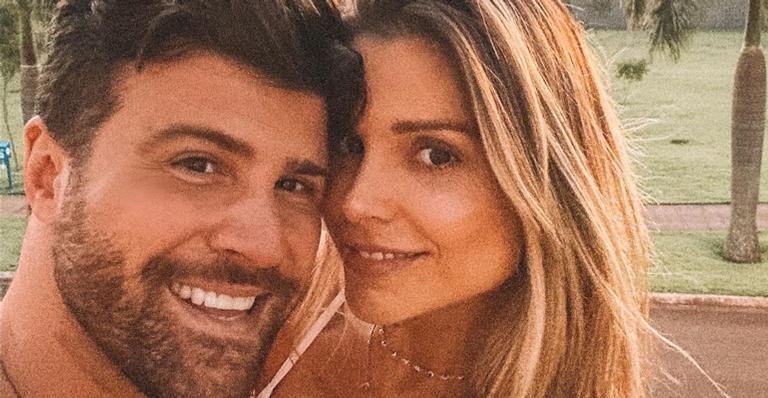 Flávia Viana exibe vídeo emocionante do parto e mostra rostinho de Gabriel pela primeira vez