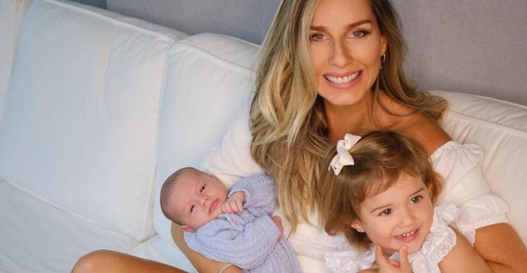 Mariana Weickert encanta ao mostrar a filha mais velha brincando com o irmão caçula: ”Explodi”
