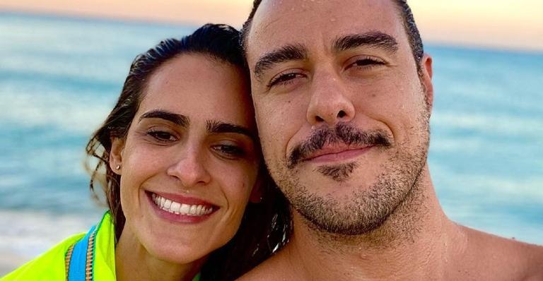 Joaquim Lopes aparece em clique dando um beijão em Marcella Fogaça e derrete as redes sociais