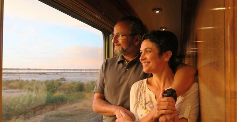 Sandra Annenberg comemora 26 anos de casamento com Ernesto Paglia: ”Te amo sem parar”
