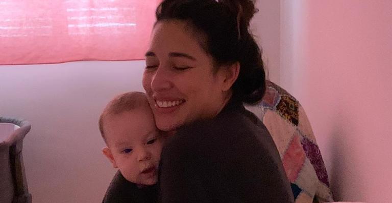 Giselle Itié se derrete por momento com o filho, Pedro Luna: ”Nós inteiros pra nós”