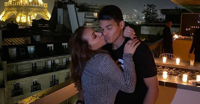 Belle comemora aniversário do marido, Thiago Silva: ”O melhor que eu poderia ter”