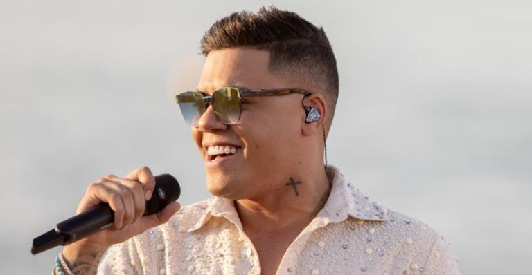 Felipe Araújo fala sobre novo clipe: ”Mais uma aposta em minha carreira”