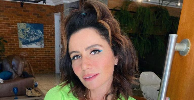 Giovanna Antonelli inicia o dia com lindo clique: ”Primaverou!”