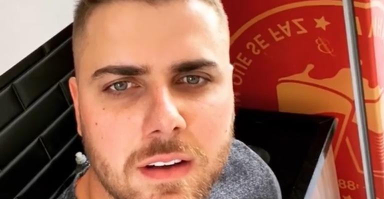 Após ‘volumão’ na sunga, Zé Neto surge de bermuda e web não perdoa: ”Ainda dá para ver”