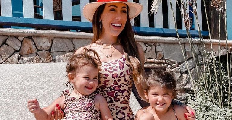 Bella Falconi mostra Stella ”cumprindo seu papel de irmã mais nova” na aula de tênis de Vicky
