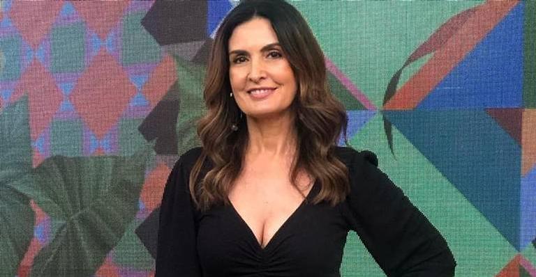 Fátima Bernardes aparece em foto rara de biquíni e impressiona: ”Que gata”